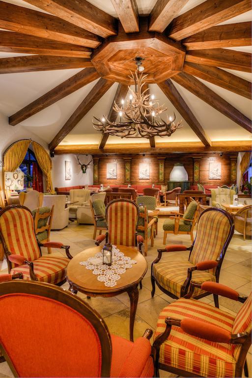 Jaegerwirt Kitzbühel Exterior foto